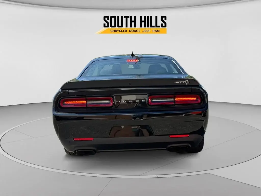 2023 Dodge Challenger SRT Hellcat Jailbreak Auto photo 4