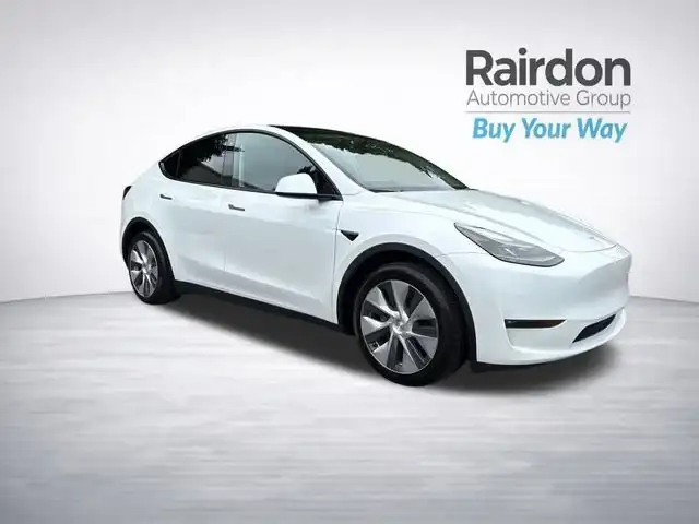 2023 Tesla Model Y Long Range Dual Motor All-Wheel Drive's photo