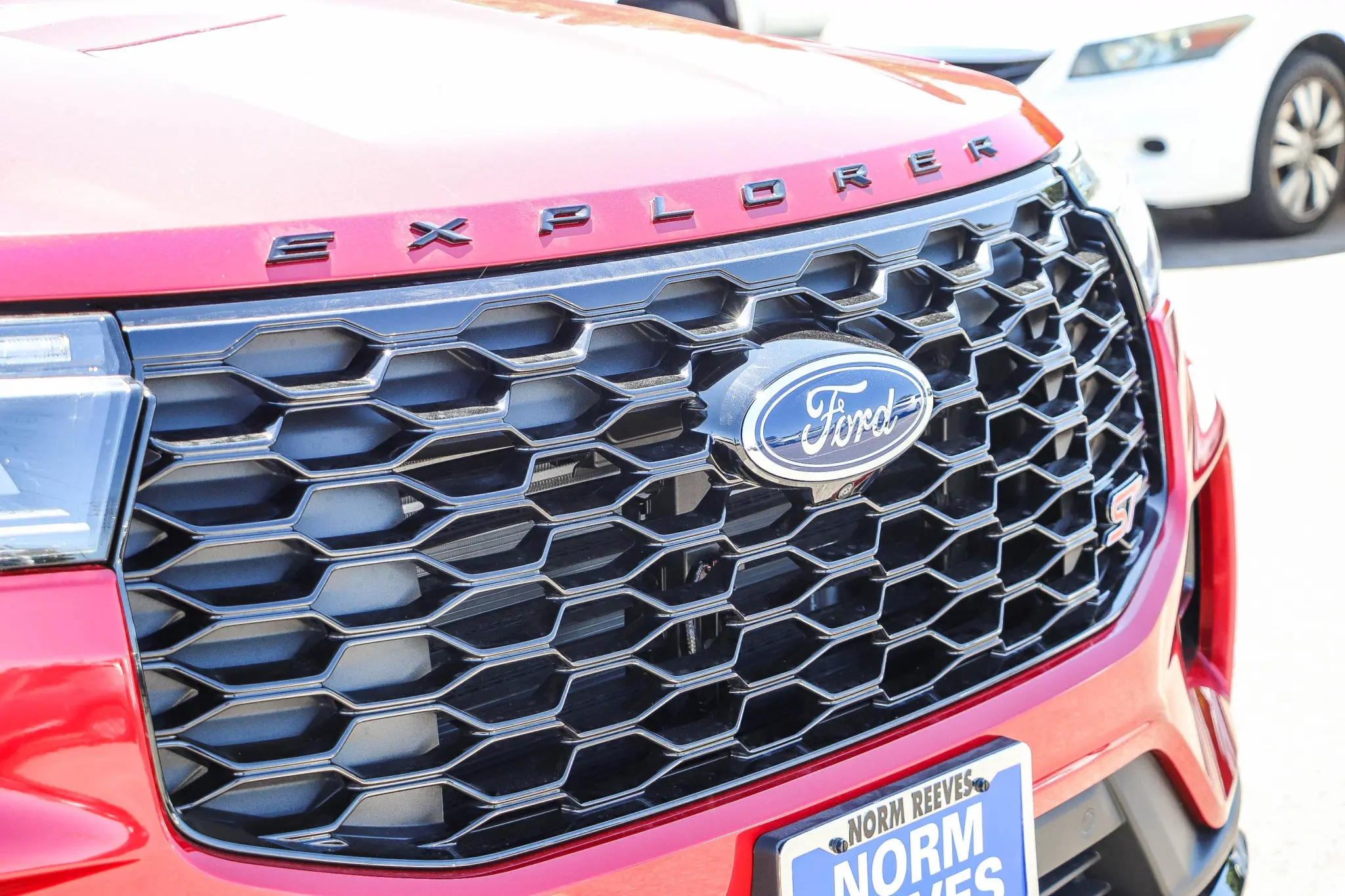 2026 Ford Explorer ST photo 5