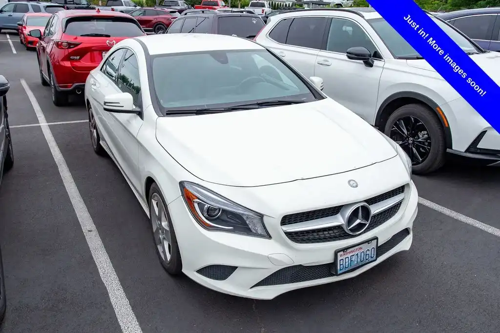 2016 Mercedes-Benz CLA CLA250's photo
