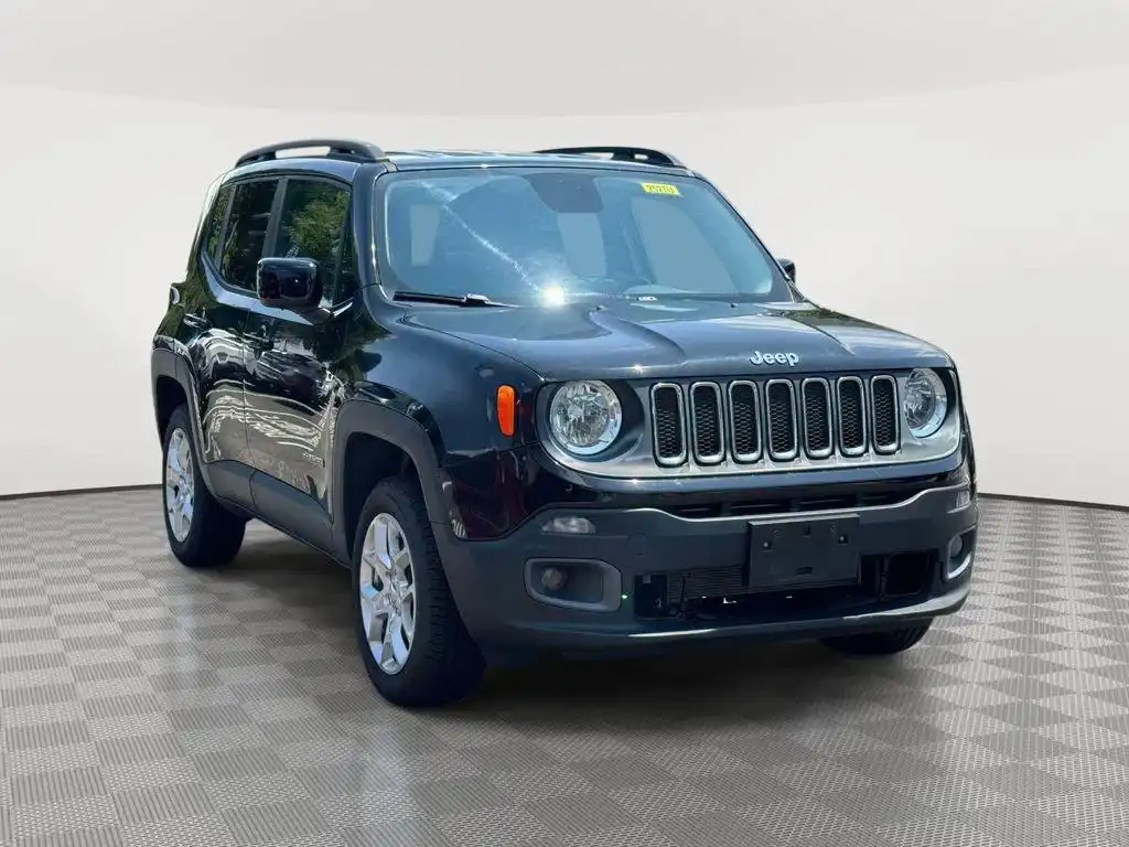 2016 Jeep Renegade Latitude 4x4's photo