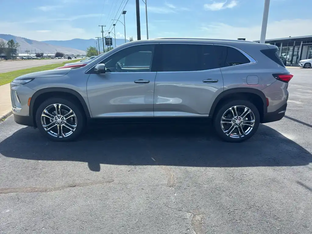 2026 Buick Enclave Preferred AWD's photo