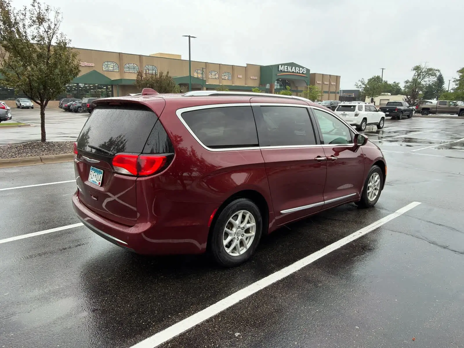 2020 Chrysler Pacifica Touring L photo 4