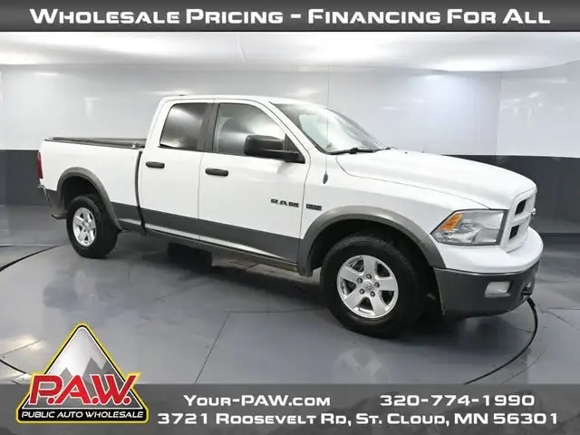 2010 RAM 1500 SLT Quad Cab photo 1