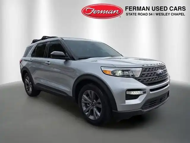 2022 Ford Explorer XLT RWD's photo