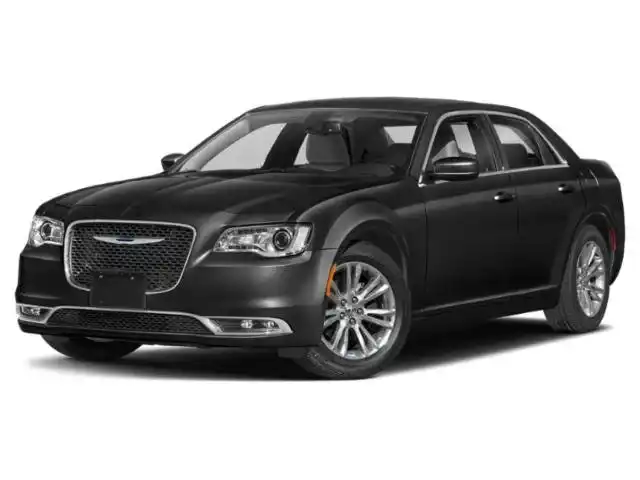 2021 Chrysler 300 Touring L's photo