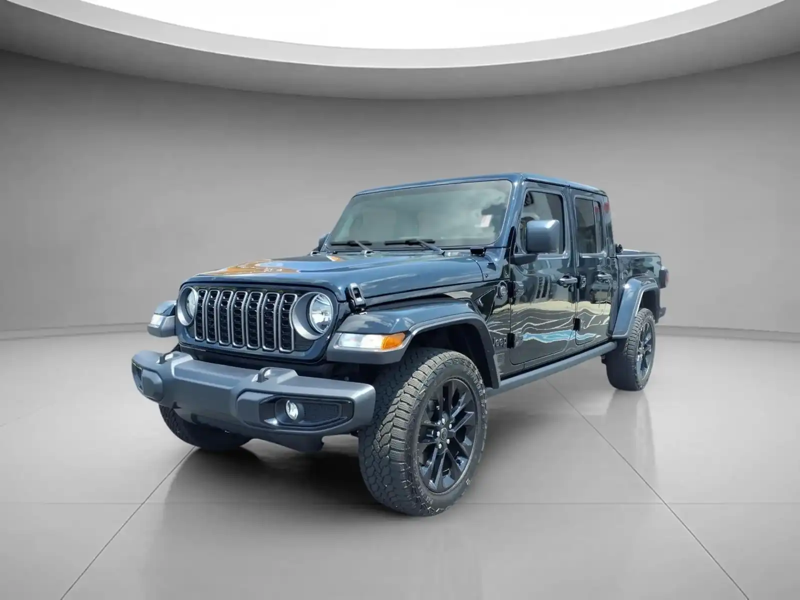 2025 Jeep Gladiator Nighthawk Auto's photo