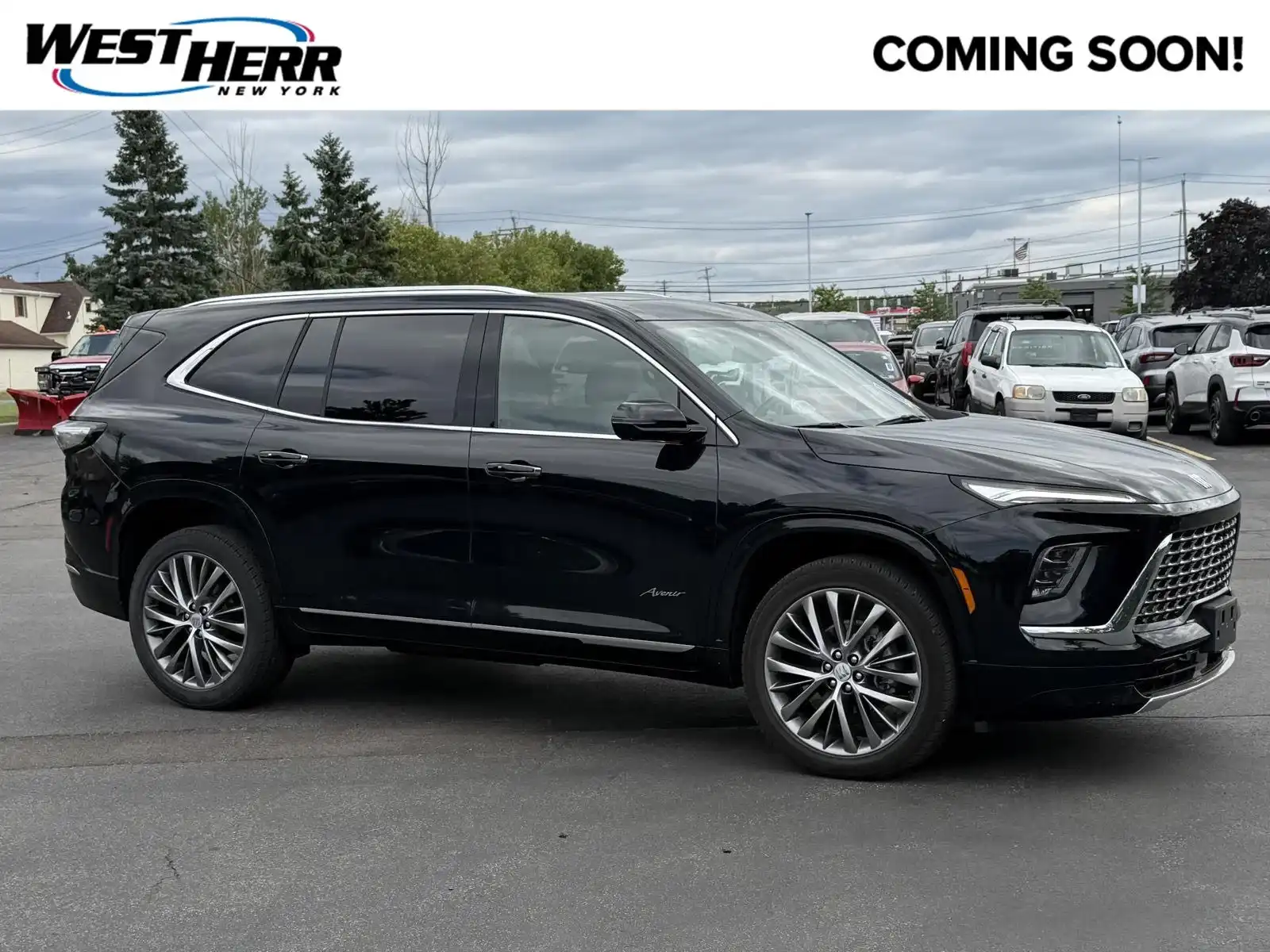 2025 Buick Enclave Avenir AWD's photo