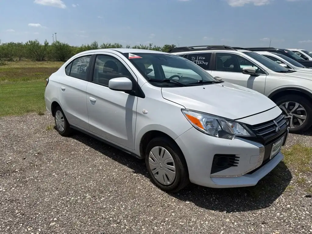 2024 Mitsubishi Mirage ES CVT's photo