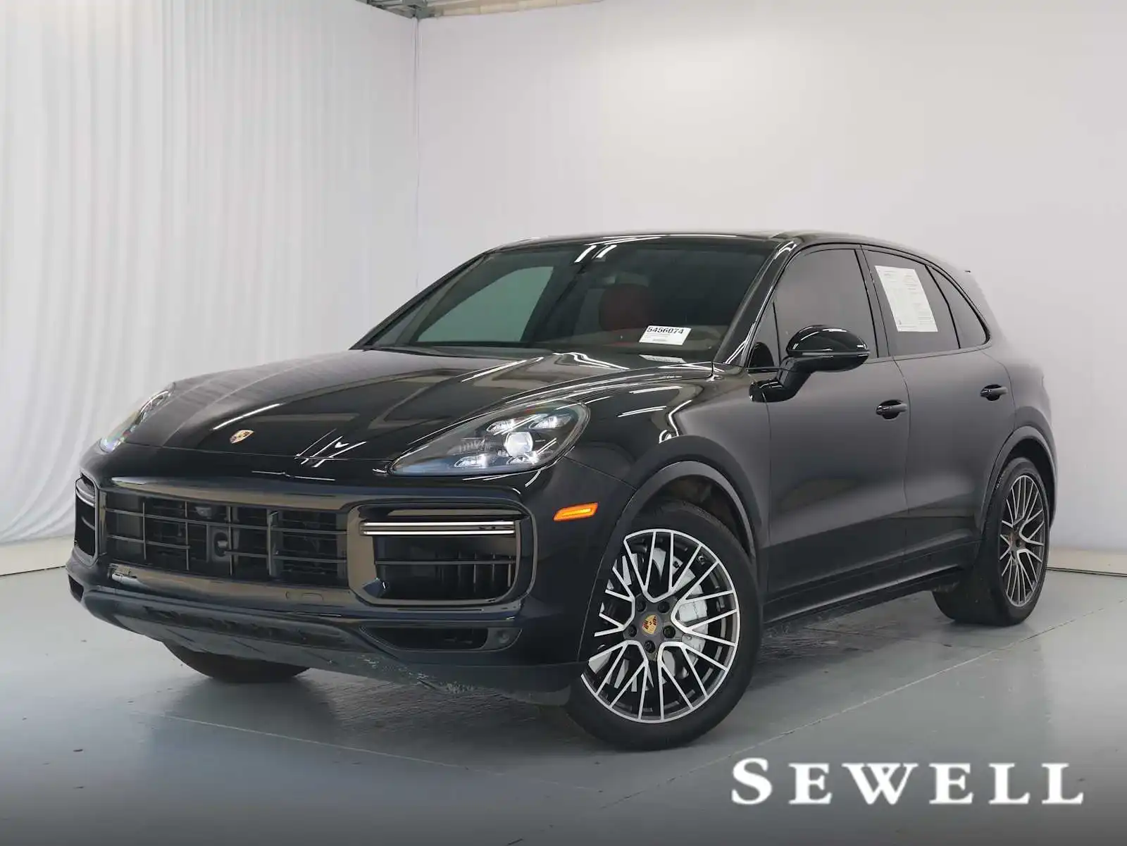 2021 Porsche Cayenne Turbo's photo