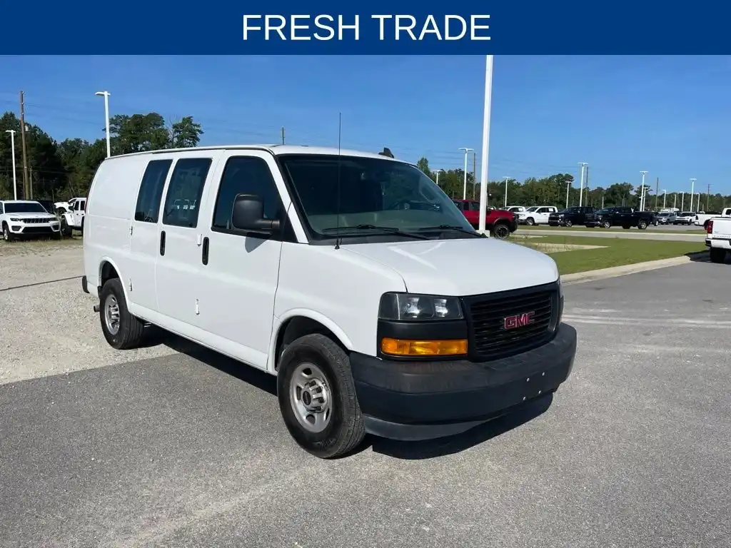 2020 GMC Savana 2500's photo