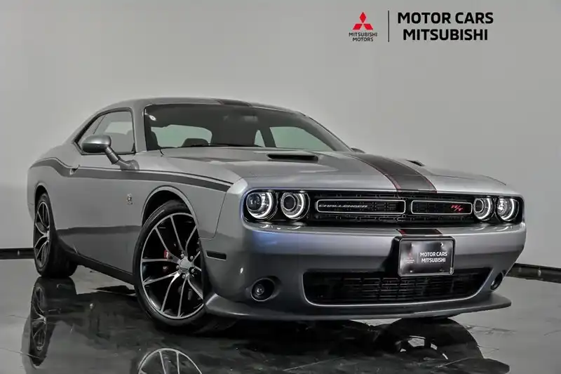 2016 Dodge Challenger Scat Pack's photo