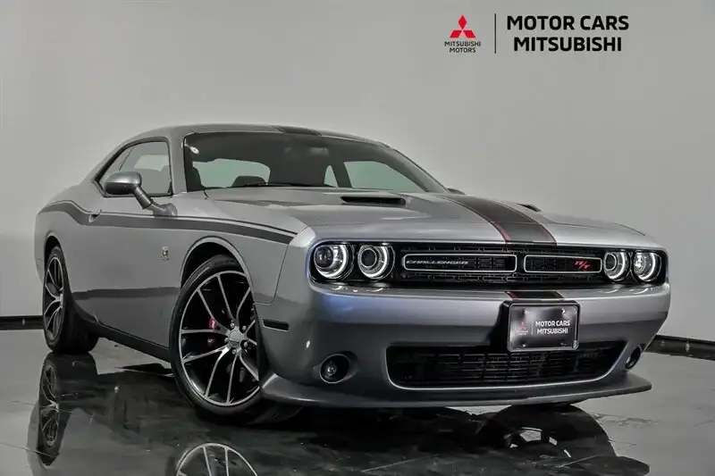 2016 Dodge Challenger Scat Pack's photo