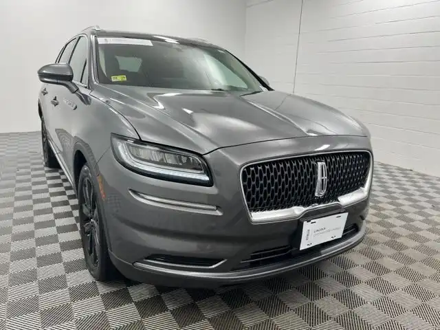 2023 Lincoln Nautilus Reserve AWD's photo