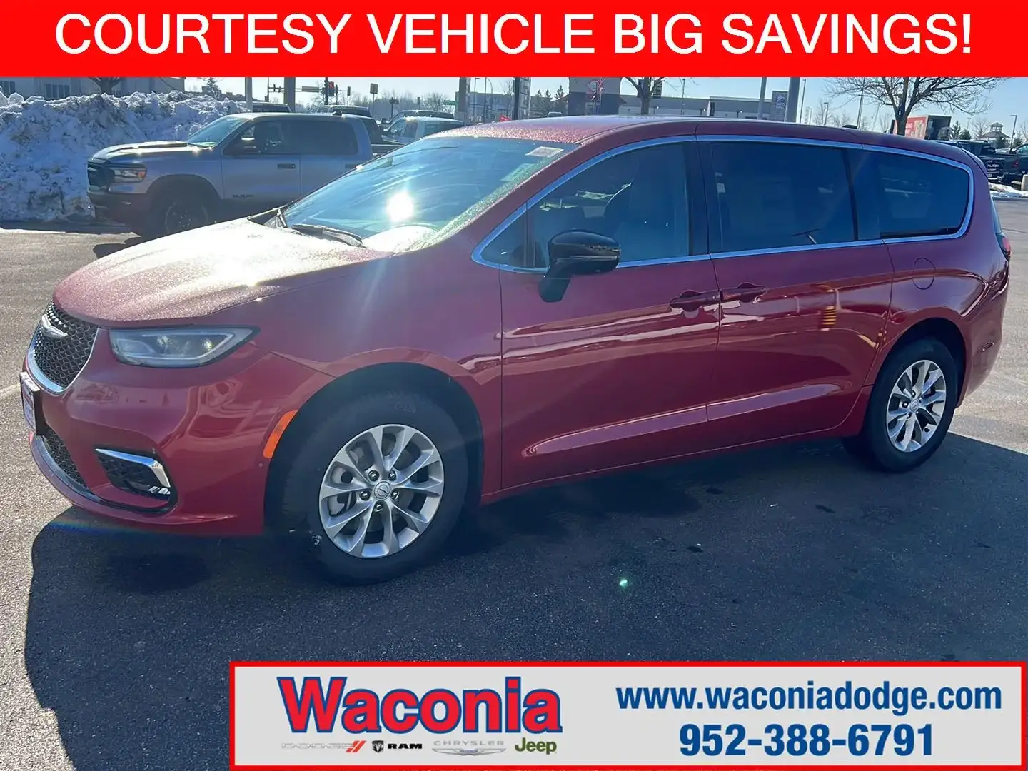 2026 Chrysler Pacifica Select AWD photo 1