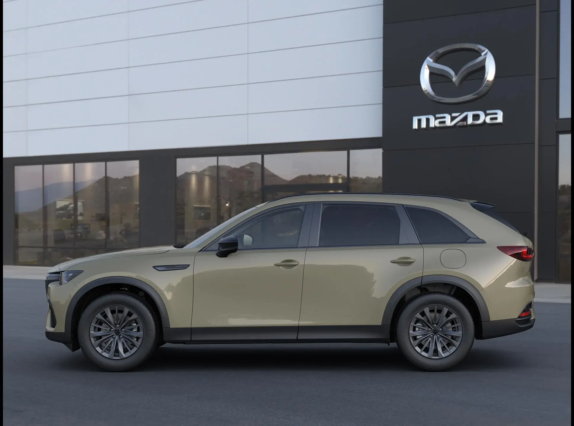 2026 Mazda CX-70 PHEV SC Plus AWD photo 3