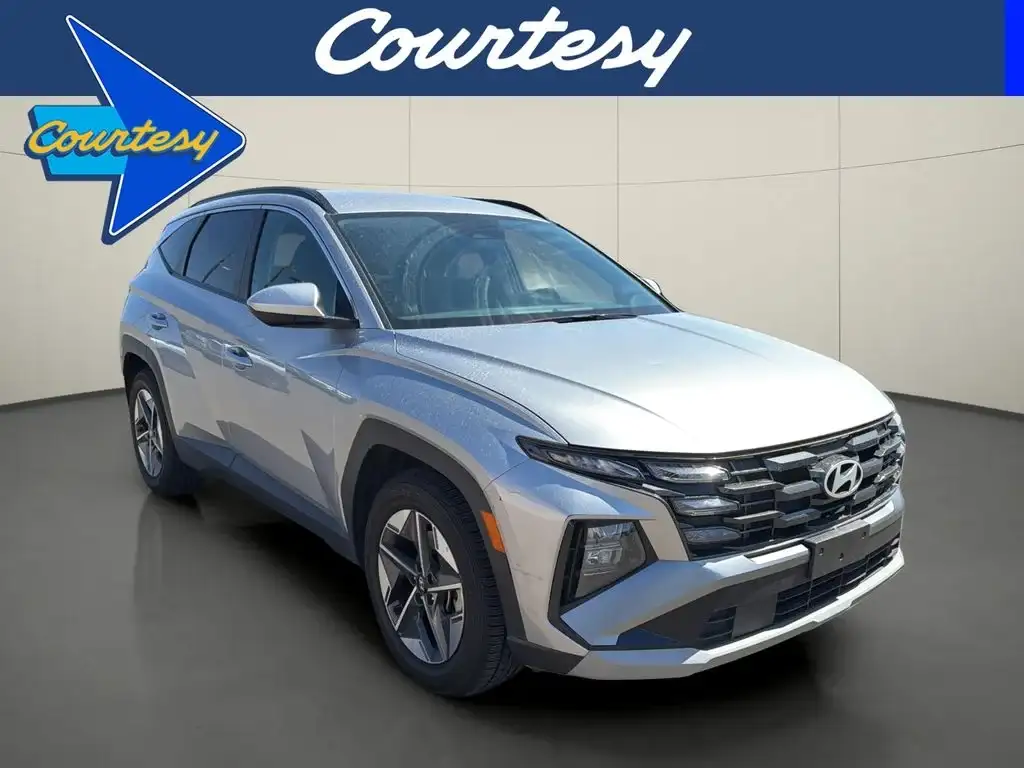 2025 Hyundai Tucson SEL FWD's photo