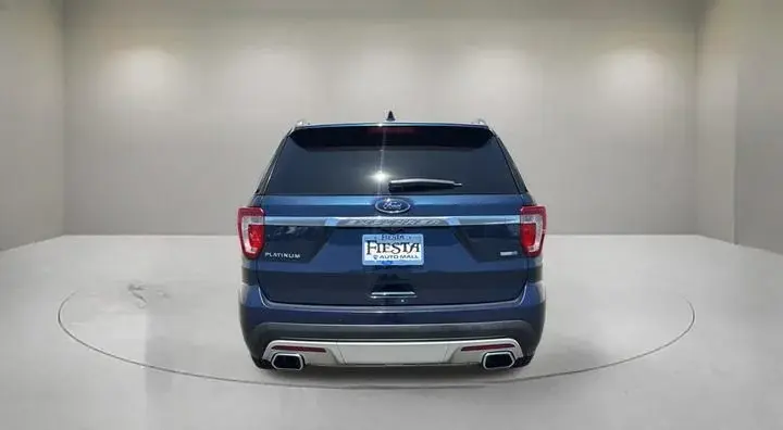2017 Ford Explorer Platinum 4WD photo 3