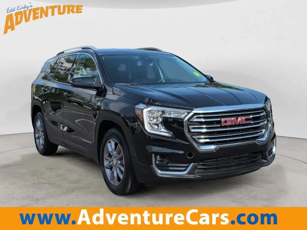 2024 GMC Terrain SLT FWD's photo