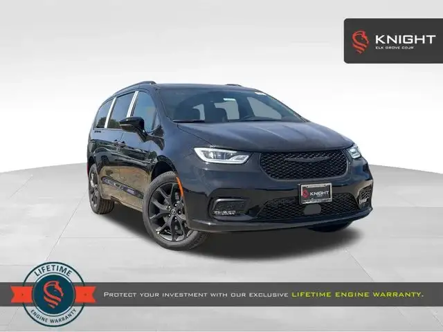 2026 Chrysler Pacifica Limited AWD photo 1