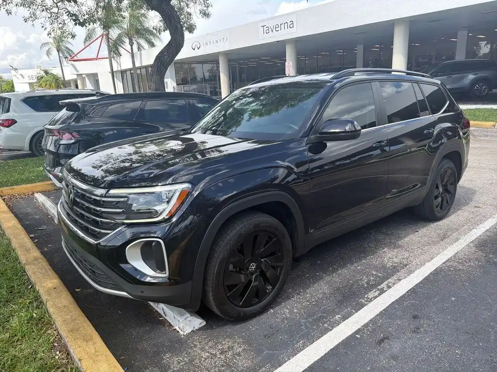 2024 Volkswagen Atlas 2.0T SE w/Tech's photo