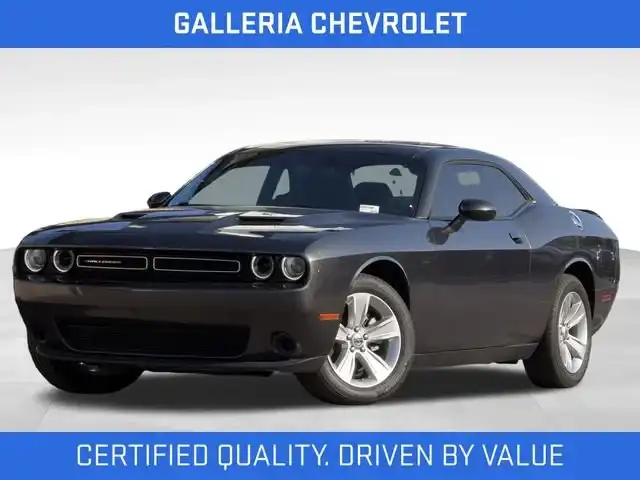 2023 Dodge Challenger SXT Auto's photo