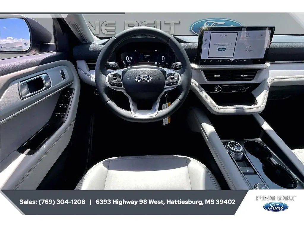2026 Ford Explorer Active 4WD photo 5