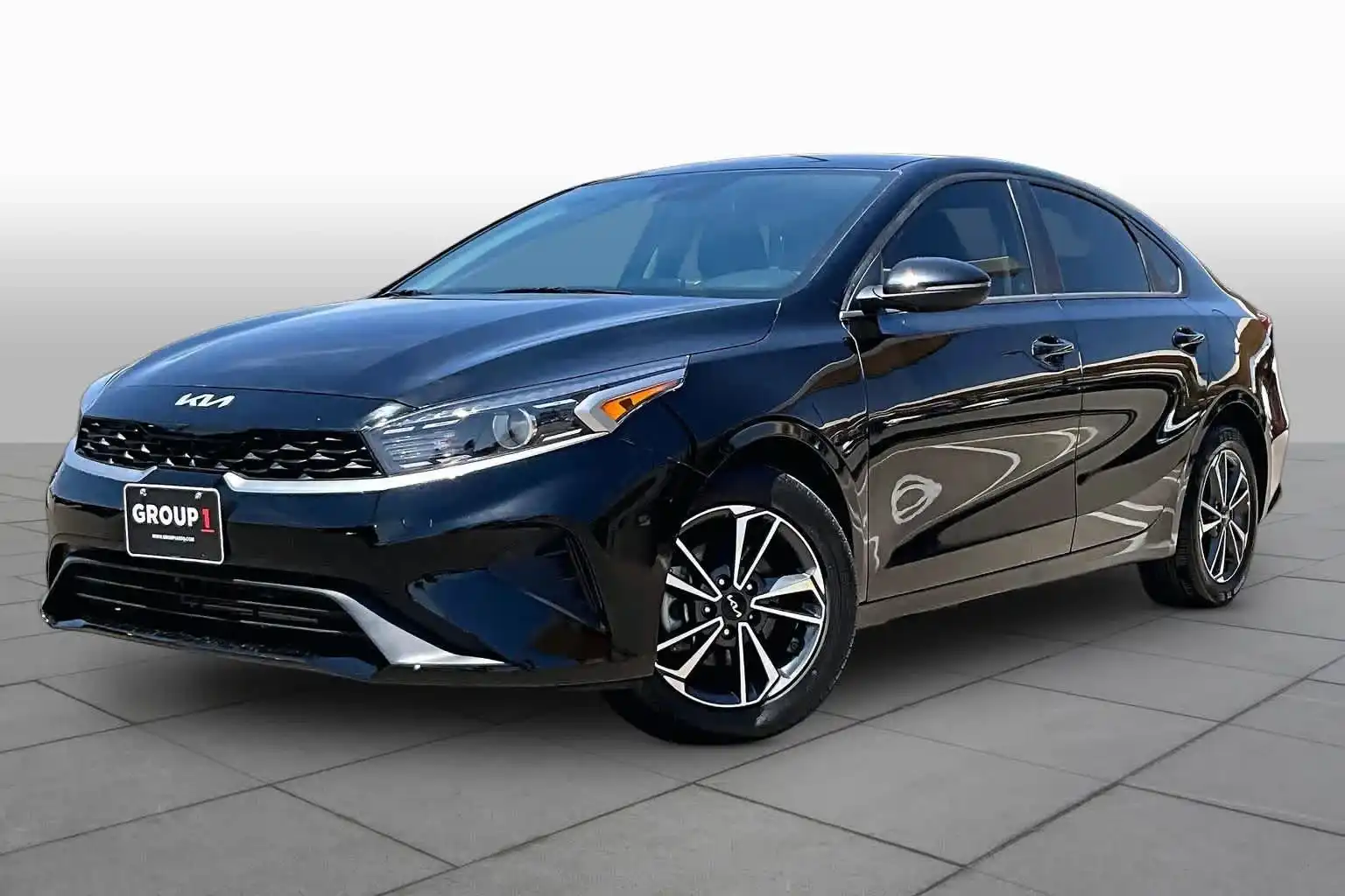 2024 Kia Forte LXS AT's photo