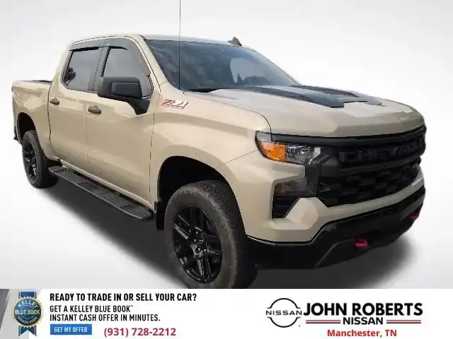2022 Chevrolet Silverado 1500 Custom Trail Boss 4X4 Crew Cab Short Box's photo