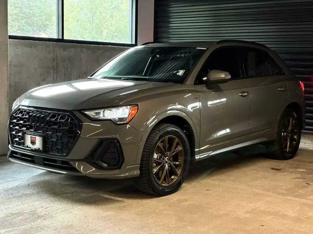 2022 Audi Q3 45 TFSI S Line Premium quattro's photo