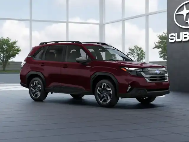 2026 Subaru Forester Premium Hybrid's photo