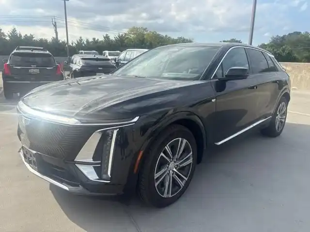2024 Cadillac Lyriq Luxury 2 AWD's photo
