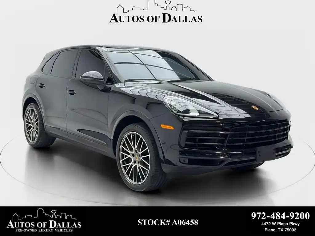 2023 Porsche Cayenne Platinum Edition's photo