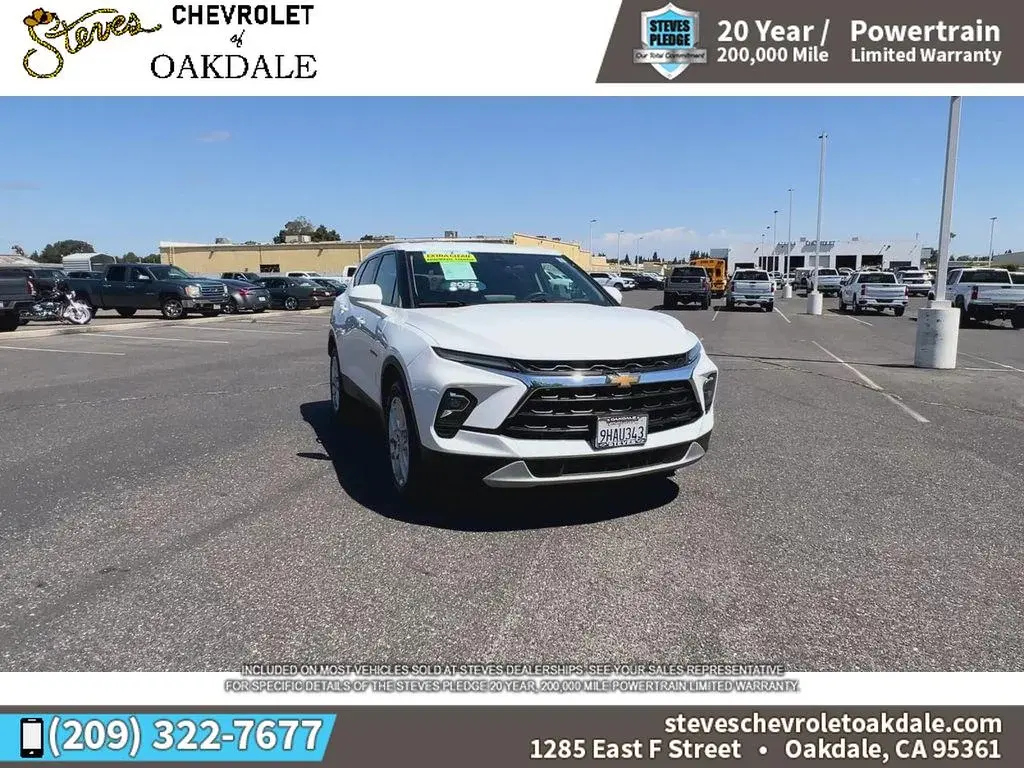 2023 Chevrolet Blazer 2.0T 2LT AWD photo 3