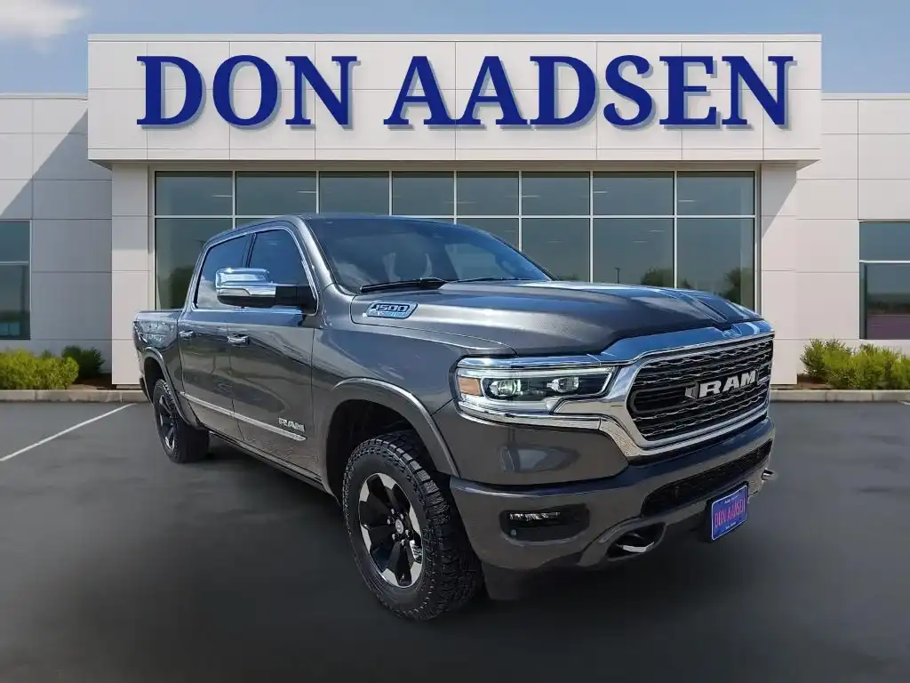 2021 RAM 1500 Limited 4WD Crew Cab 5'7's photo