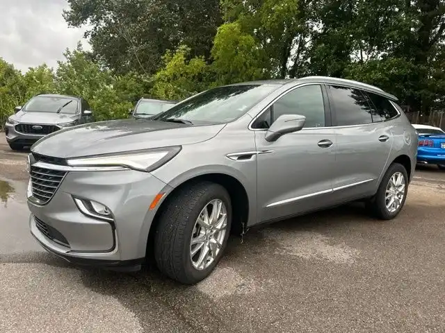 2023 Buick Enclave Premium's photo