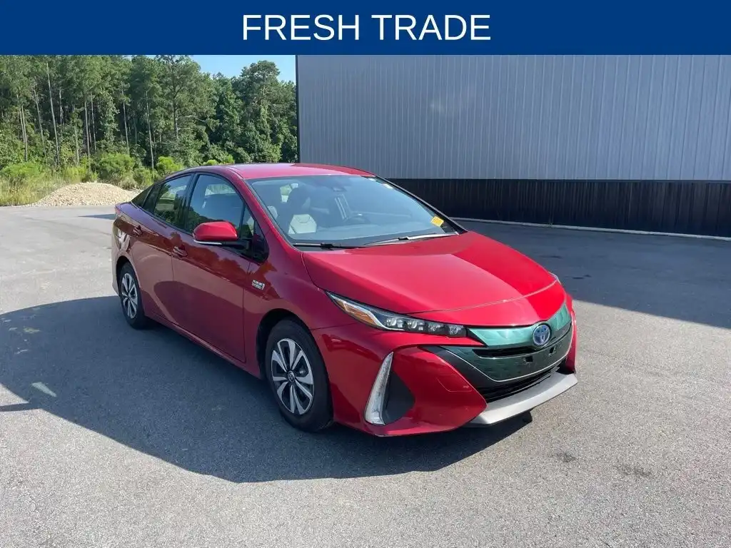 2019 Toyota Prius Prime Premium's photo