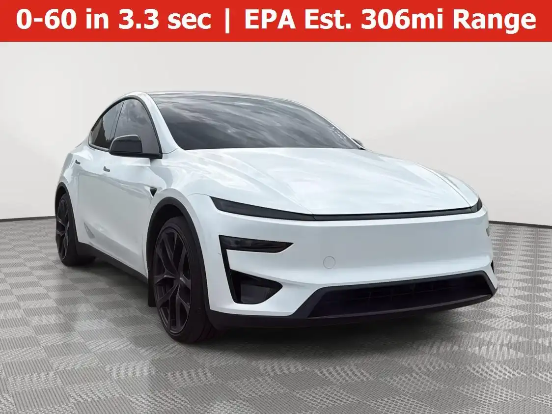 2026 Tesla Model Y Performance All-Wheel Drive's photo