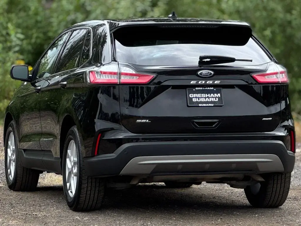2024 Ford Edge SEL AWD photo 5