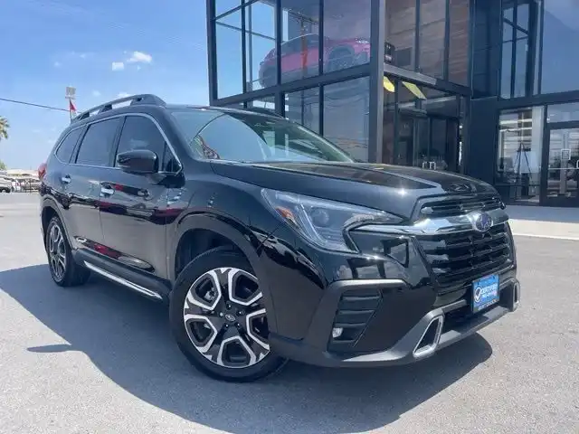 2025 Subaru Ascent Touring 7 Passenger's photo