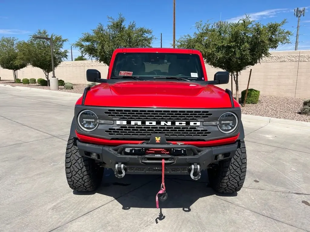 2023 Ford Bronco Badlands 4WD photo 3