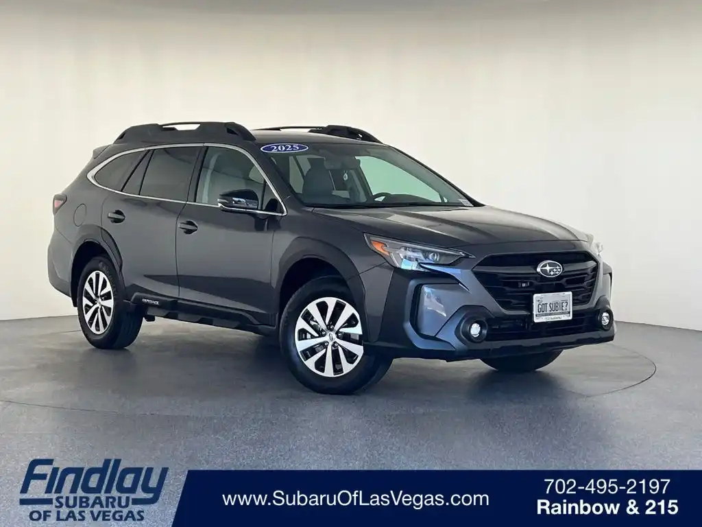 2025 Subaru Outback Premium's photo