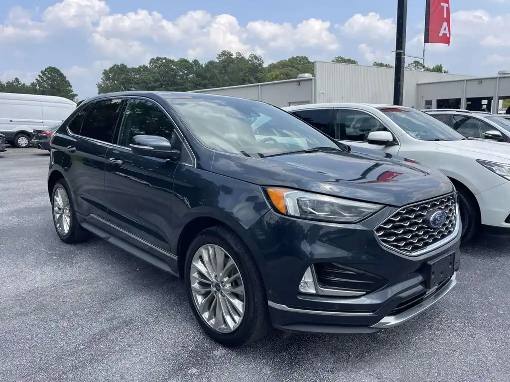 2022 Ford Edge Titanium AWD's photo