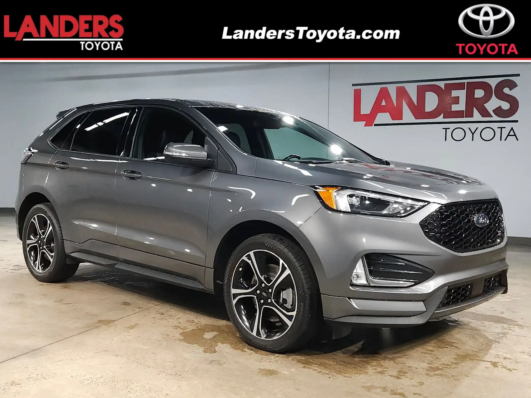 2023 Ford Edge ST AWD's photo