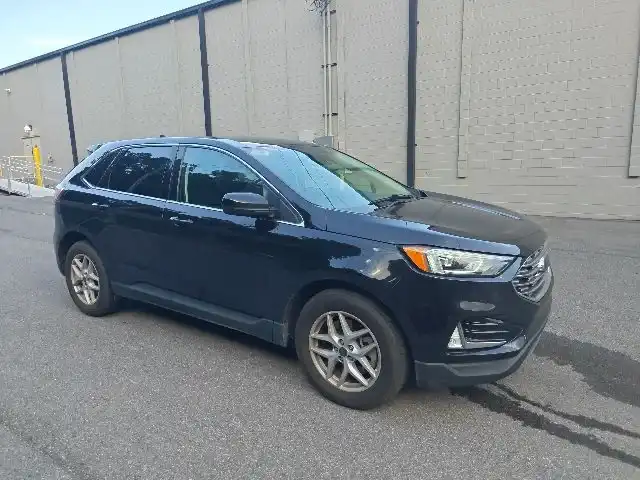 2021 Ford Edge SEL's photo