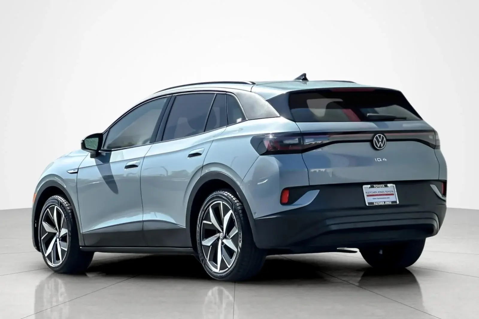 2025 Volkswagen ID.4 PRO S photo 3