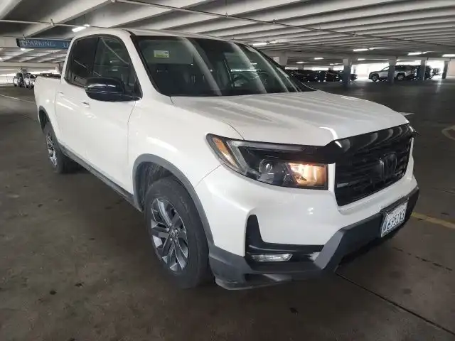 2023 Honda Ridgeline Sport AWD's photo