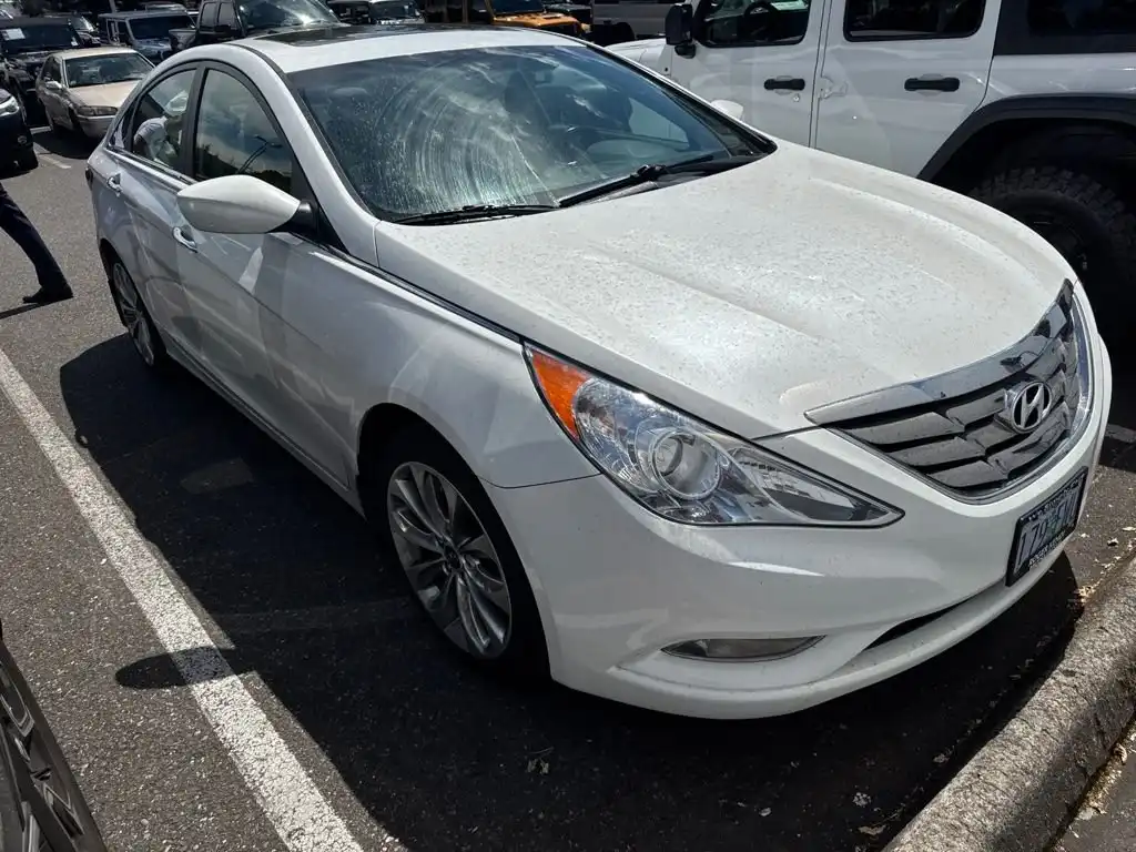 2013 Hyundai Sonata SE 2.0T A/T's photo