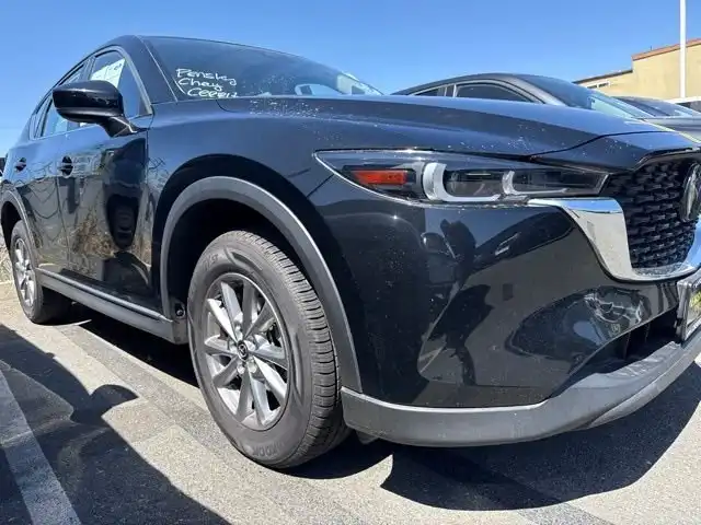 2023 Mazda CX-5 S Auto AWD's photo