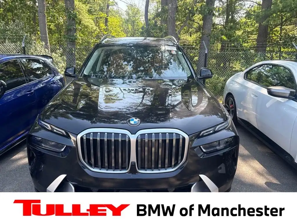 2025 BMW X7 xDrive40i's photo